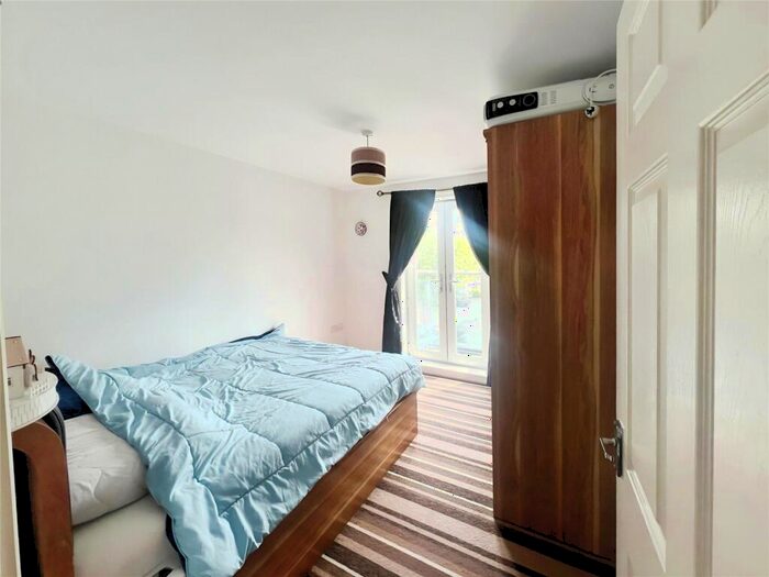 2 Bedroom Flat For Sale In Camp Street, Salford, Greater Manchester, M7
