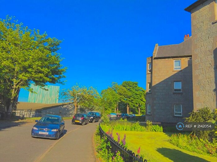 3 Bedroom Flat To Rent In Aberdeen, Aberdeen, AB24