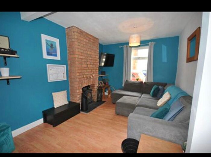 3 Bedroom Terraced House To Rent In Lower Hester Street, Northampton, NN2