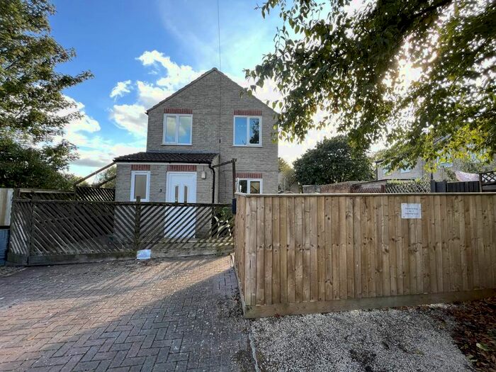 2 Bedroom Property To Rent In Yeomanry Court, Yeomanry Way, Shepton Mallet, BA4