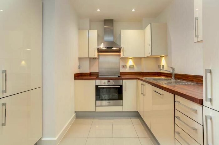 1 Bedroom Apartment To Rent In Highgate, Longmead Terrace, Bath, BA2