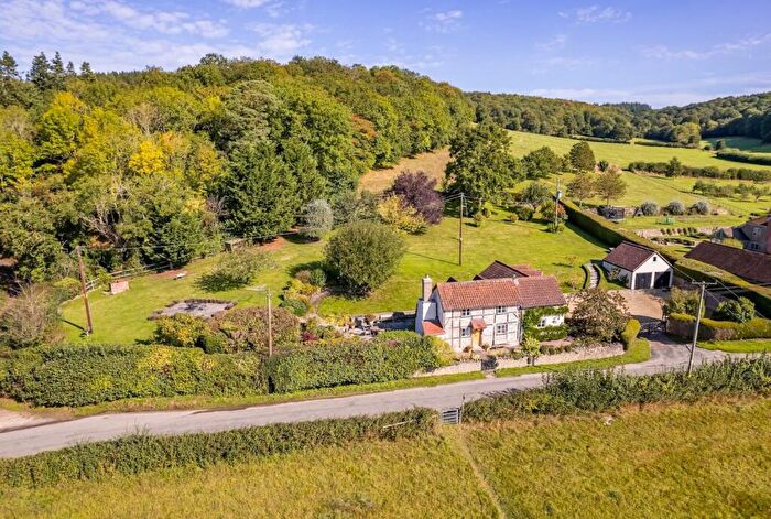 3 Bedroom Cottage For Sale In Woolhope, Hereford, HR1