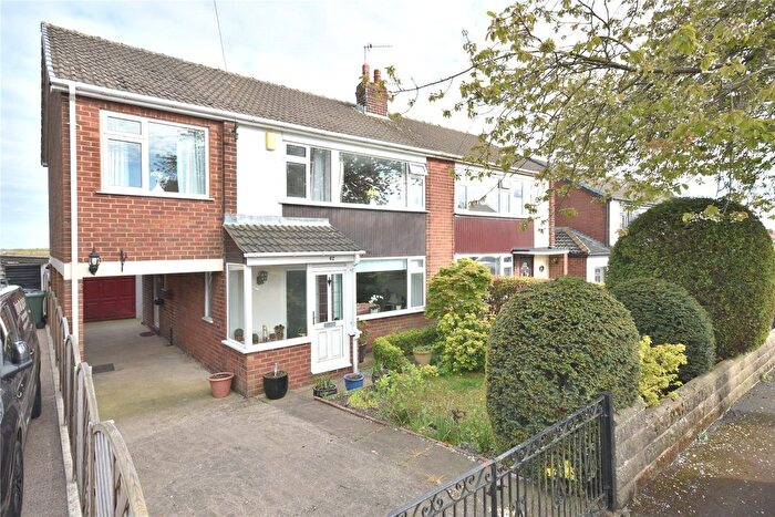 4 Bedroom Semi Detached House For Sale In Nook Road, Scholes, Leeds, West Yorkshire, LS15