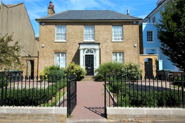 1 Bedroom Flat To Rent In Clarence Place, Gravesend, Kent, DA12