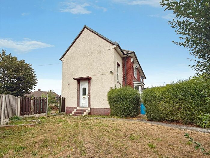 3 Bedroom Semi-detached House To Rent In Barrie Crescent, Firth Park, Sheffield, S5