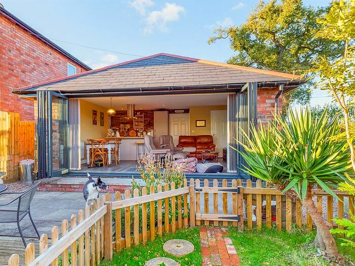 2 Bedroom Detached Bungalow For Sale In Golden Valley, Castlemorton, Malvern WR13