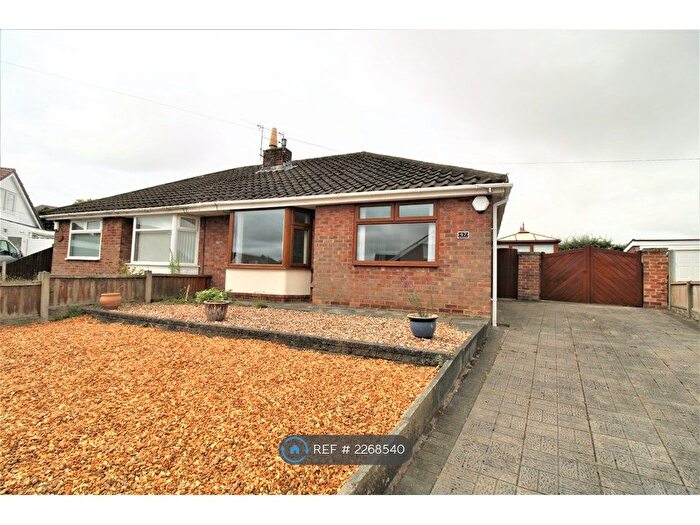 3 Bedroom Bungalow To Rent In Redwood Drive, Ormskirk, L39