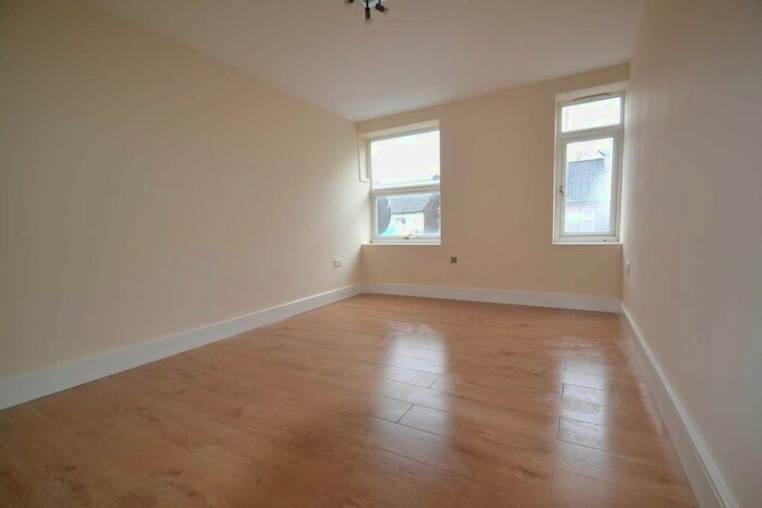 1 Bedroom Flat To Rent In Fairfield Road, West Drayton, UB7