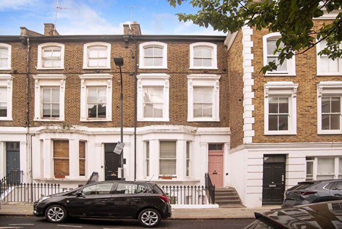 1 Bedroom Flat For Sale In Overstone Road, Hammersmith, W6