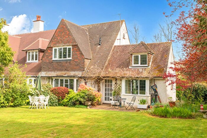 3 Bedroom Semi Detached House For Sale In Rook Lane, Caterham, CR3