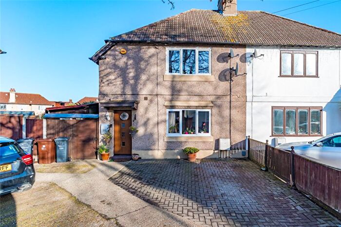 3 Bedroom End Terrace House For Sale In Baddow Close, Dagenham, RM10