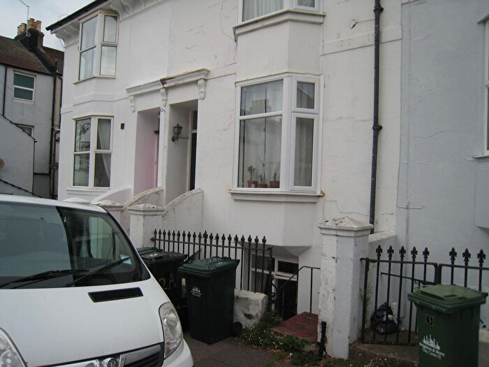 1 Bedroom Flat To Rent In Pevensey Road, Brighton, BN2
