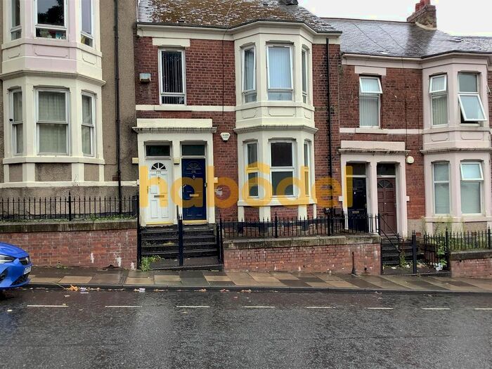 2 Bedroom Flat To Rent In Atkinson Road, Benwell, Newcastle Upon Tyne, NE4