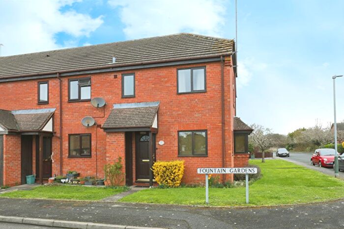 1 Bedroom Flat For Sale In Fountain Gardens, Wellesbourne, Warwick, CV35