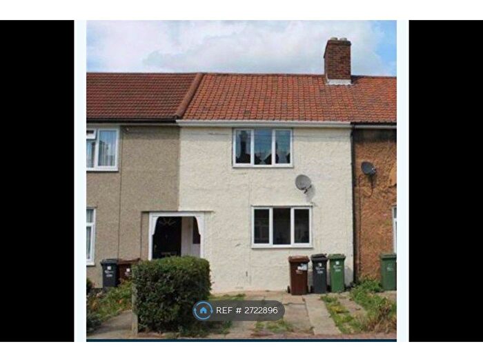 2 Bedroom Terraced House To Rent In Osborne Square, Dagenham, RM9