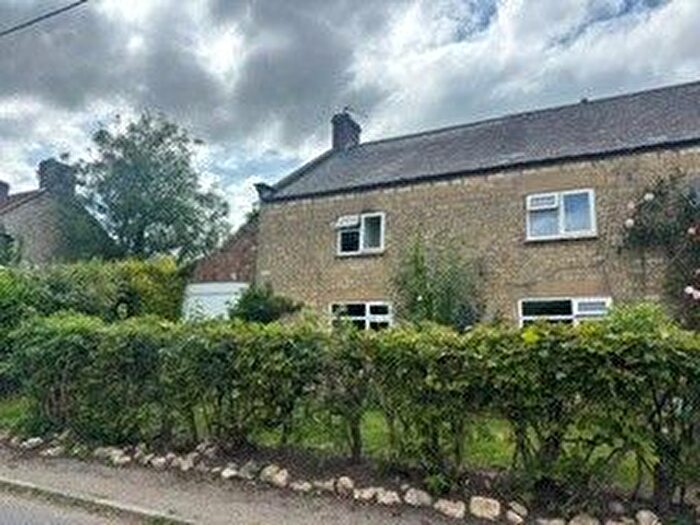 2 Bedroom Property To Rent In Home Farm Flats, Malton, YO17