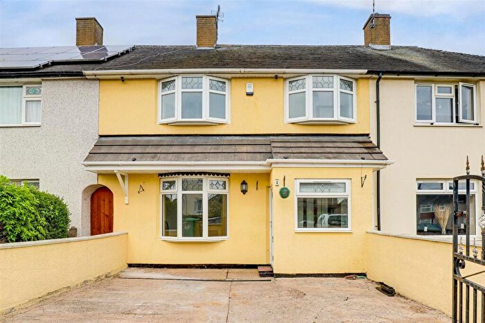 3 Bedroom Terraced House For Sale In Colley Moor Leys Lane, Nottingham, NG11