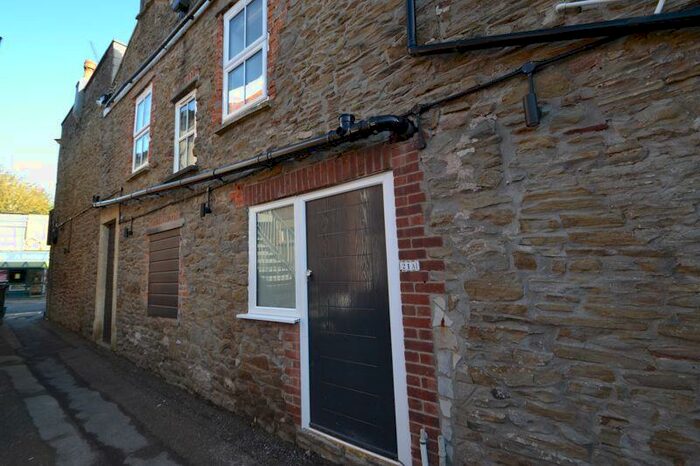 1 Bedroom Flat To Rent In Old Street, Clevedon, BS21