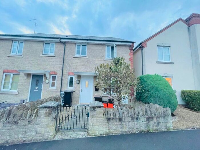 3 Bedroom Semi-Detached Bungalow To Rent In Melstock Road, Swindon, SN25