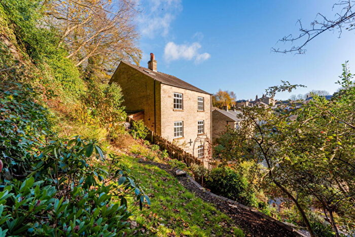 3 Bedroom Semi-Detached House For Sale In Defiance Mill, Bollington, SK10