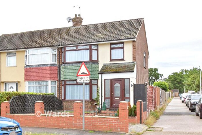 3 Bedroom Semi Detached House For Sale In Ballens Road, Lords Wood, Chatham, Kent, ME5