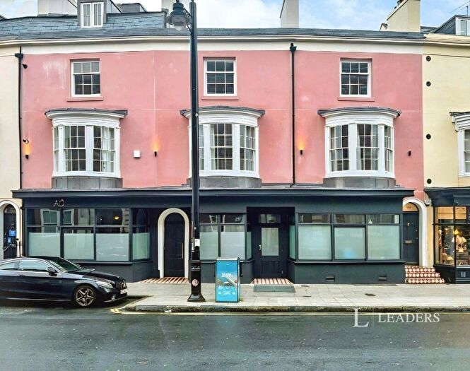 2 Bedroom Flat To Rent In Oxford Street, SO14