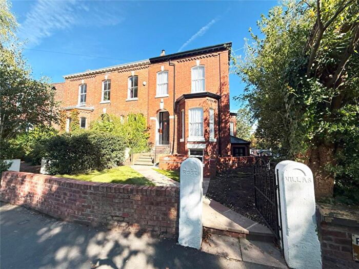 7 Bedroom Semi-Detached House For Sale In Parsonage Road, Withington, M20
