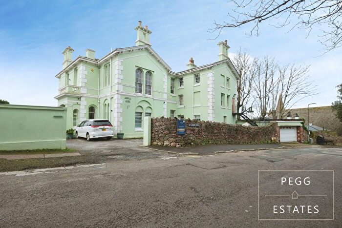 2 Bedroom Maisonette For Sale In Harold Court, St. Lukes Road South, Torquay, TQ2