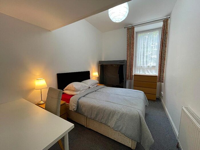 2 Bedroom Flat To Rent In Regent Moray Street, Glasgow, G3