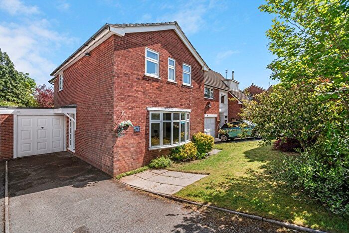 4 Bedroom Detached House For Sale In Ullswater, Macclesfield, SK11