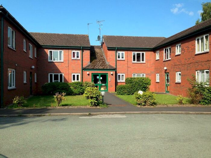 1 Bedroom Flat To Rent In Western Court, Chester, Cheshire, CH2