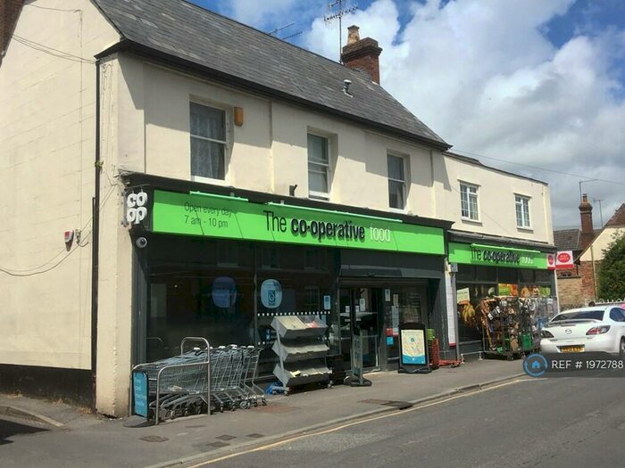 1 Bedroom Flat To Rent In North Street, Wilton, Salisbury, SP2