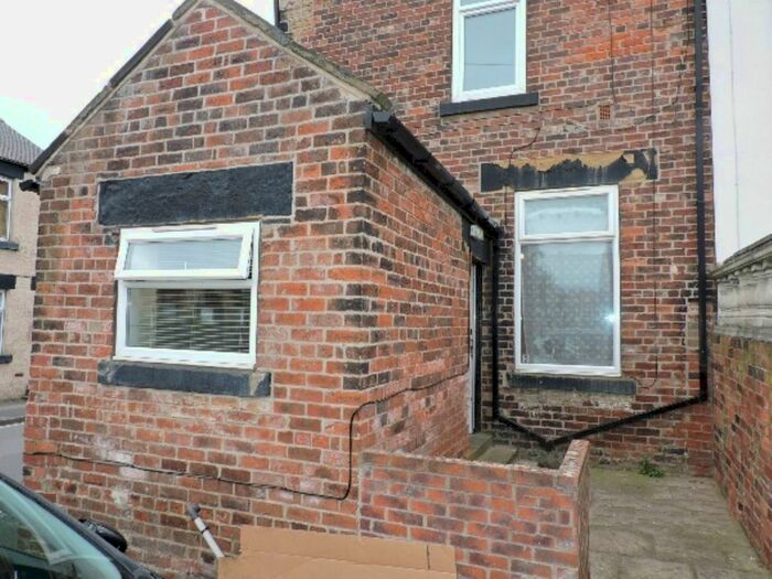 1 Bedroom Flat To Rent In Dodworth Road, Barnsley, S70