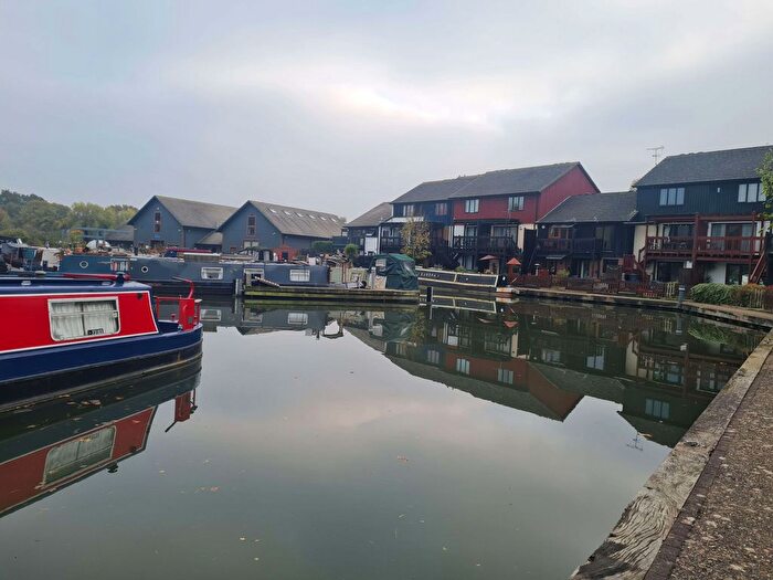 1 Bedroom Flat To Rent In Marina Approach, Yeading, Hayes, UB4