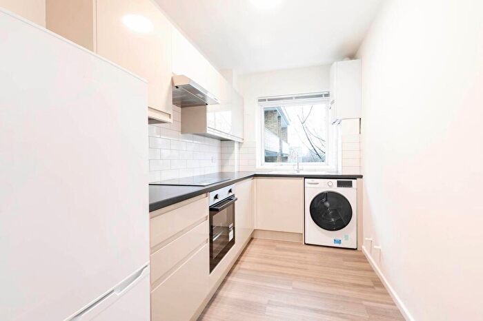 1 Bedroom Flat To Rent In Willesden Lane, London, NW6