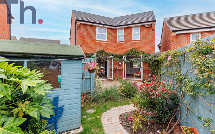 3 Bedroom Detached House For Sale In Newport, Isle Of Wight, PO30