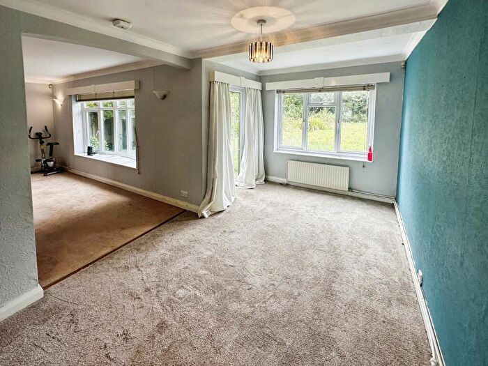 3 Bedroom Detached House For Sale In Beech Avenue, Nettleham, LN2