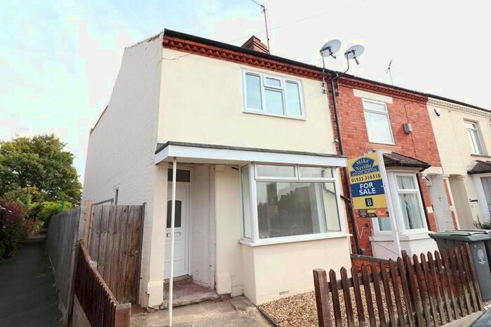 3 Bedroom End Of Terrace House To Rent In Cromwell Road, Rushden, NN10