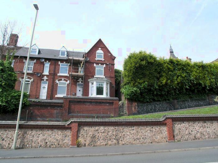 1 Bedroom Flat To Rent In Church Hill, Brierley Hill, DY5