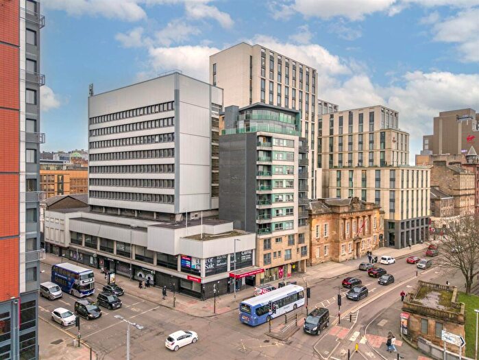 2 Bedroom Penthouse For Sale In Flat Clyde Street, Glasgow City Centre, G1