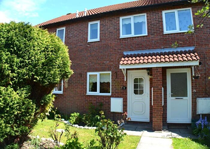 2 Bedroom Terraced House To Rent In Cannons Gate, Clevedon, Somerset, BS21