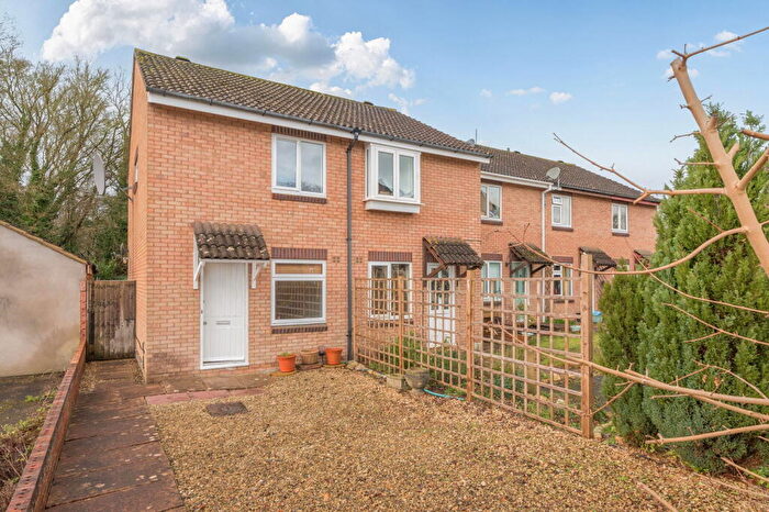 2 Bedroom End Of Terrace House For Sale In Larchfield Close, Frome, BA11
