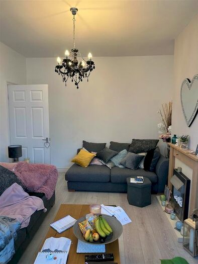 2 Bedroom Flat To Rent In West Street, Wallsend, NE28