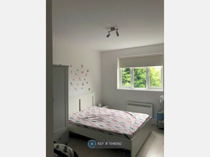 1 Bedroom Flat To Rent In Audley Road, London, NW4