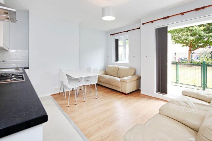 4 Bedroom Flat For Sale In Lambeth Walk, Kennington, SE11