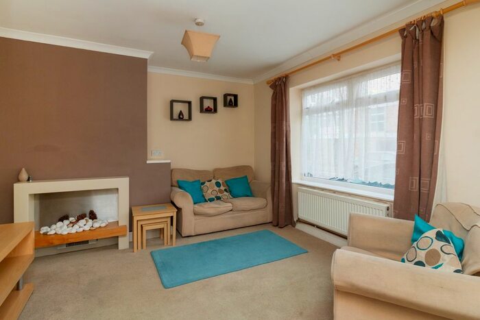 3 Bedroom Semi-Detached House To Rent In St Gregorys Road, Canterbury, CT1