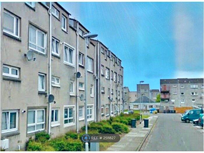 3 Bedroom Maisonette To Rent In Spruce Road, Cumbernauld, Glasgow, G67