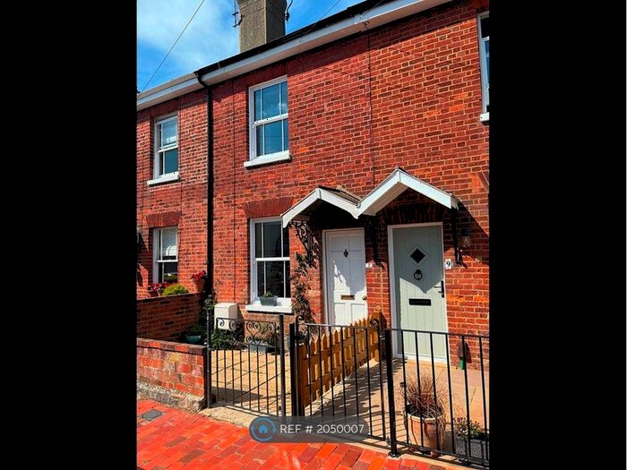2 Bedroom Terraced House To Rent In St. Peters Street, Tunbridge Wells, TN2
