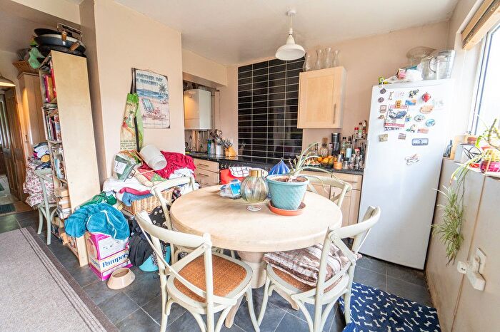 3 Bedroom Semi-Detached House For Sale In Wimborne Avenue, Southall, UB2