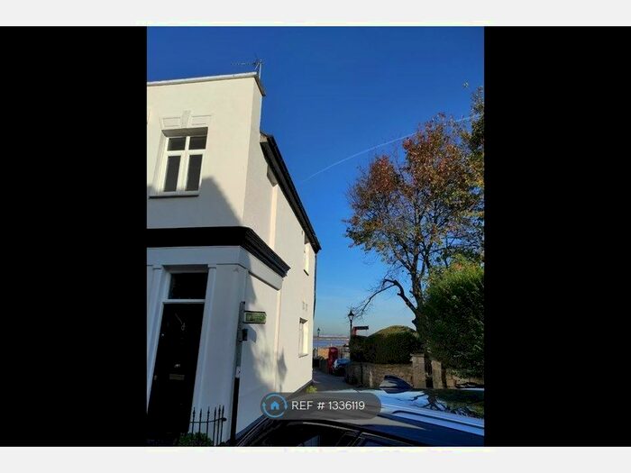 3 Bedroom Terraced House To Rent In High Street, Greenhithe, DA9